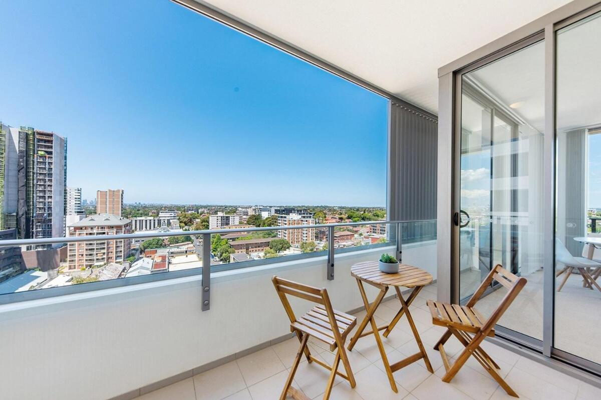 Skyview Comfy In Centre Of Burwood * Sydney